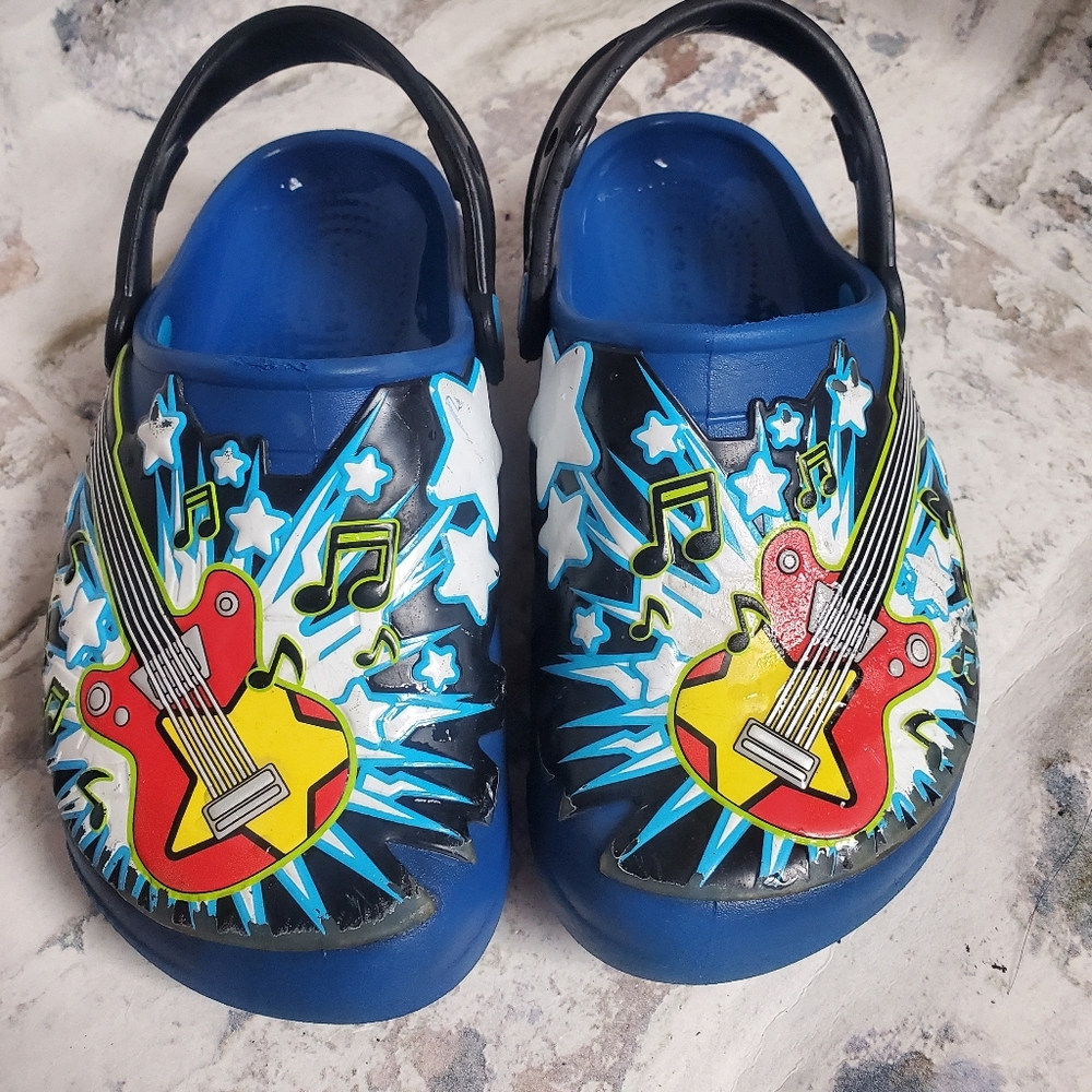 Crocs Kids' Fun Lab Guitar Lights Clogs in Blue Jean Size C 13